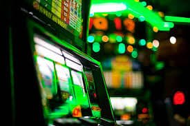 Antarmuka Teen Patti di powerjitu dengan tampilan kartu HD